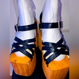 Vintage Luichiny Made in Spain BLK Leather Wooden Chunky Heel Platforms Size 6